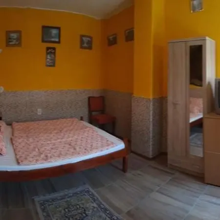 Gabor Vendeghaz Egerszalók