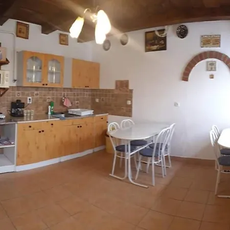 Guest house Gabor Vendeghaz *